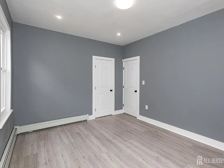 324 Harper Pl #2 — Photo 10