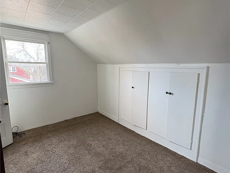 189 Westminster Ave — Photo 18