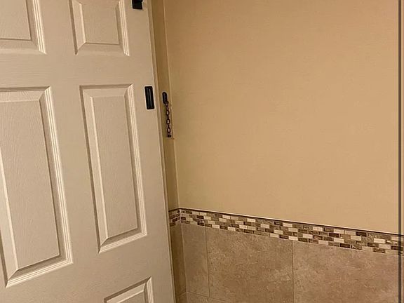 2nd image of 2753 Maple Grove Dr