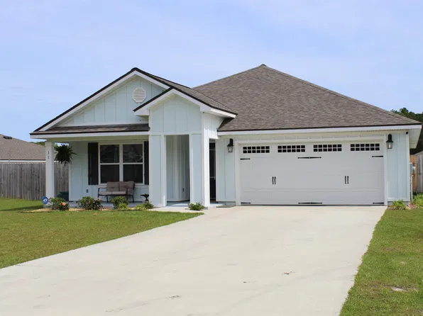 11 Gray Fox Ct, Crawfordville, FL 32327