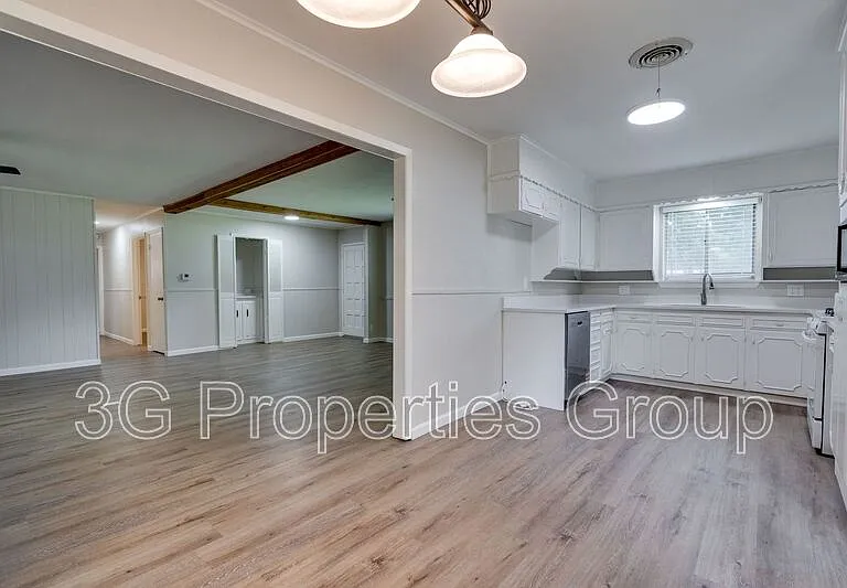 140 Joyce Dr — Photo 15