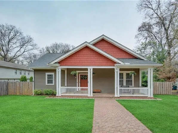 1698 Temple Ave, College Park, GA 30337