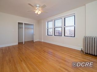 6949 N Ashland Ave #P3, Chicago, IL 60626