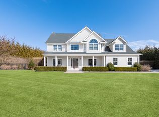 60 Roanoke Ct, Riverhead, NY 11901