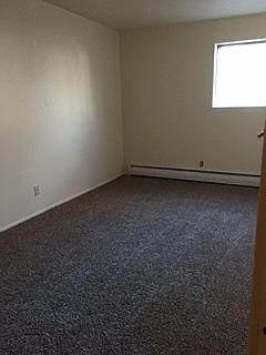 4th image of 340 4th Ave E APT A1