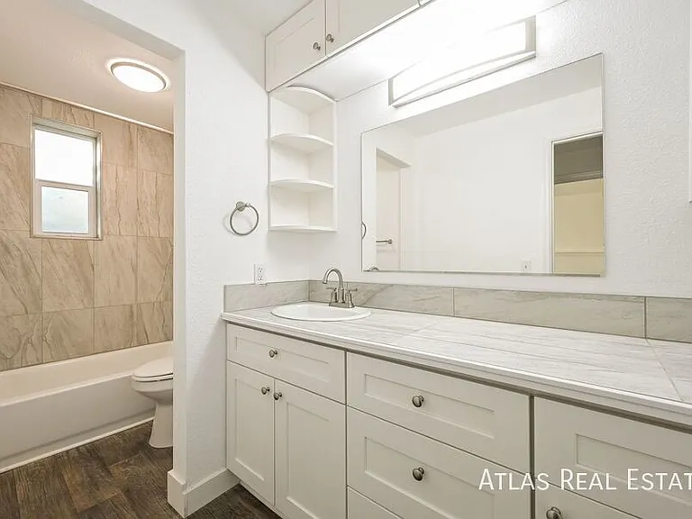 132 W Ida Ave — Photo 13