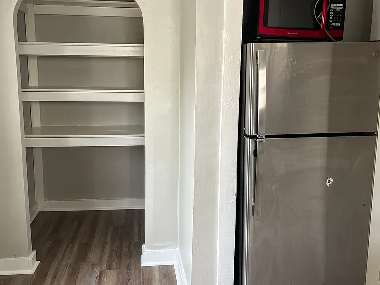 56 Maple St #56 — Photo 3