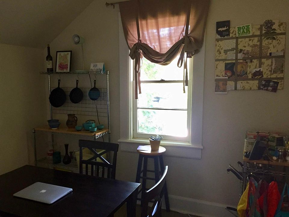 1st image of 717 Forest Ave