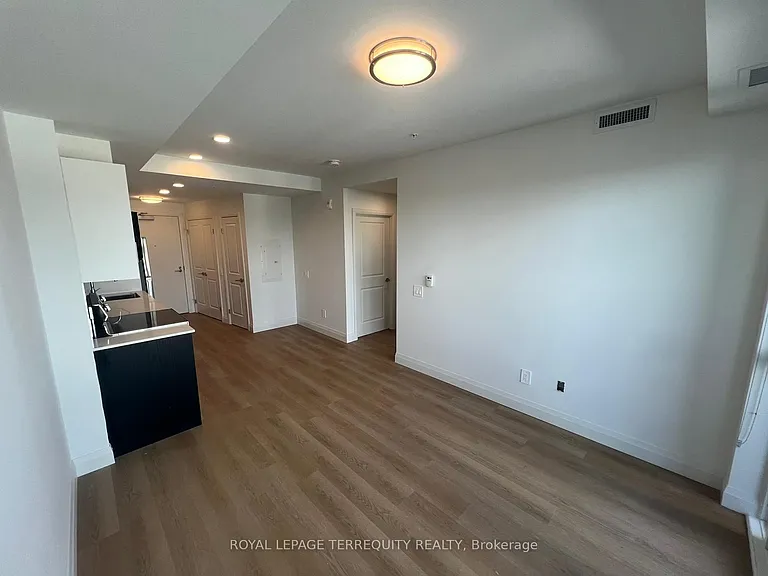1333 Weber St E #501 — Photo 8