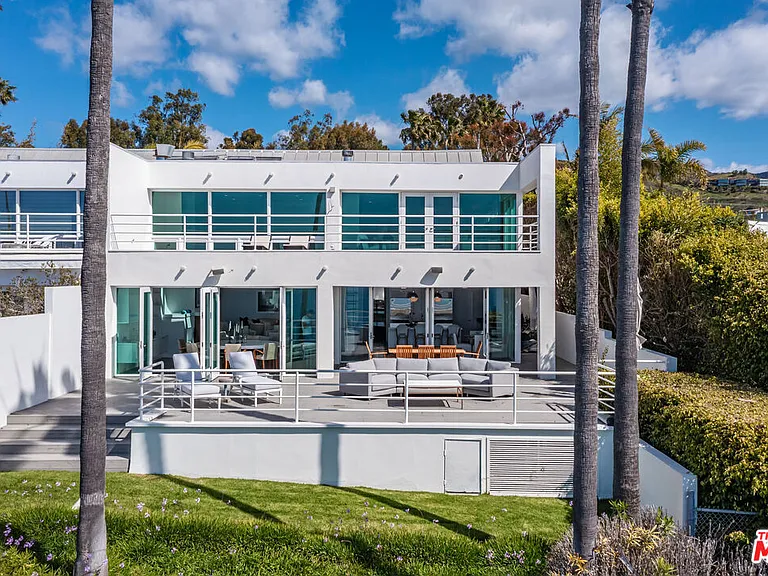 27420 Pacific Coast Hwy — Photo 2