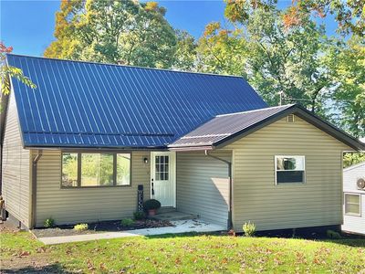 430 Shady Ln, New Castle, PA, 16105