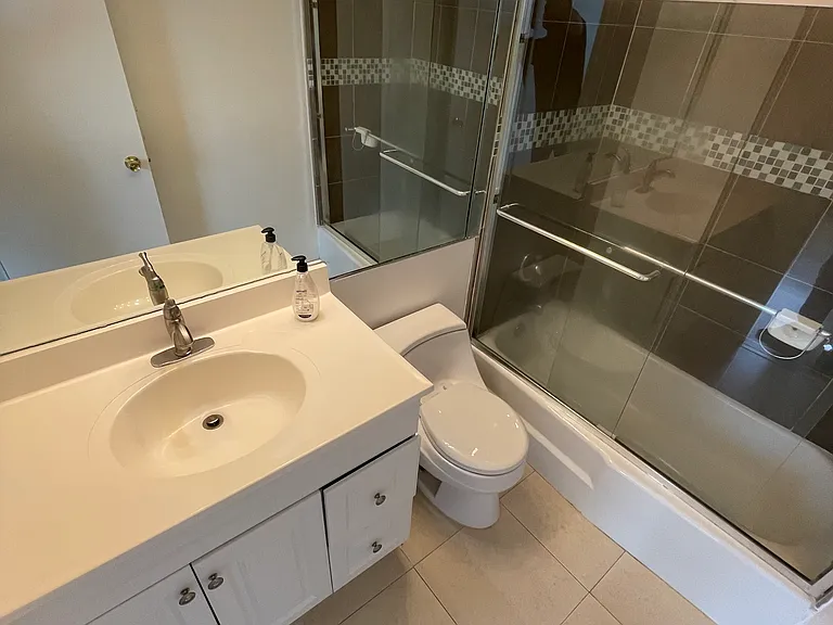 999 Brickell Bay Dr #1805 — Photo 5