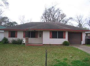 2312 Gary Ave, Nederland, TX 77627