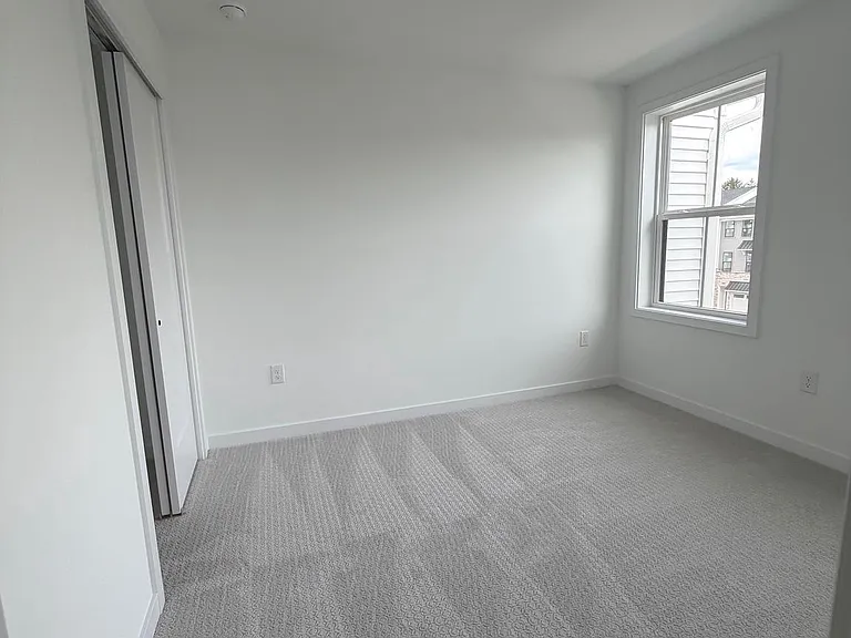 111 Brianna Ct #6 — Photo 41