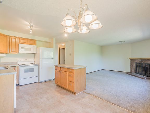 5th image of 607 SE 121st Ave APT 36