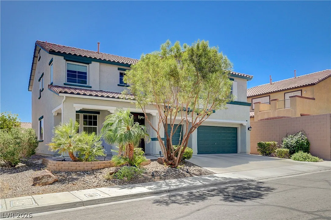 4 bed, 3.0 bath, 2985 sqft, $3,400 — Photo 3