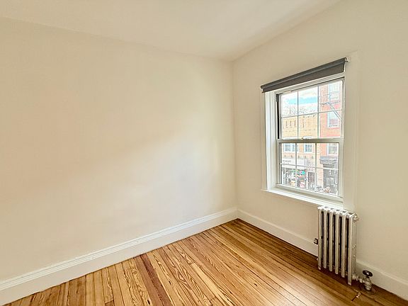 5th image of 117 Smith St #2