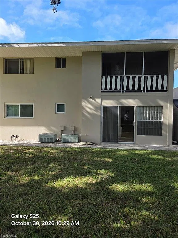 2 bed, 2.0 bath, 805 sqft, $1,695 — Photo 2