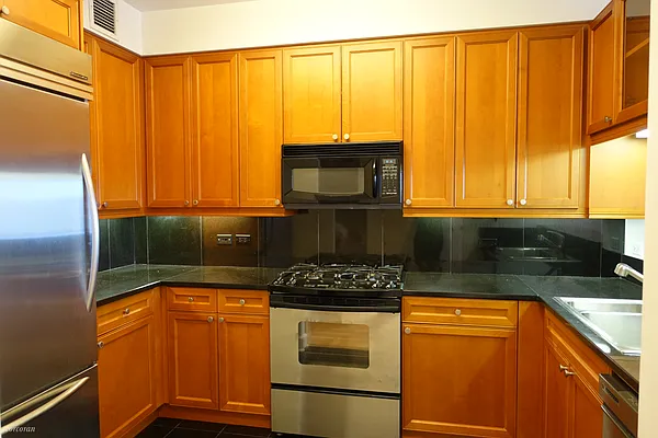 Rented by Corcoran | media 6