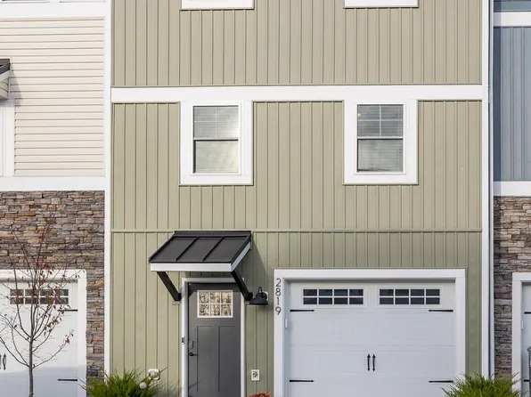 2819 Belgian Dr, Harrisonburg, VA 22801