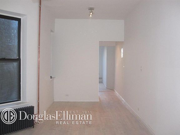 4th image of 131 W 116th St APT 2B
