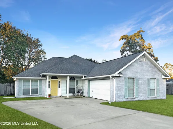 472 Pinecrest Cir, Long Beach, MS 39560