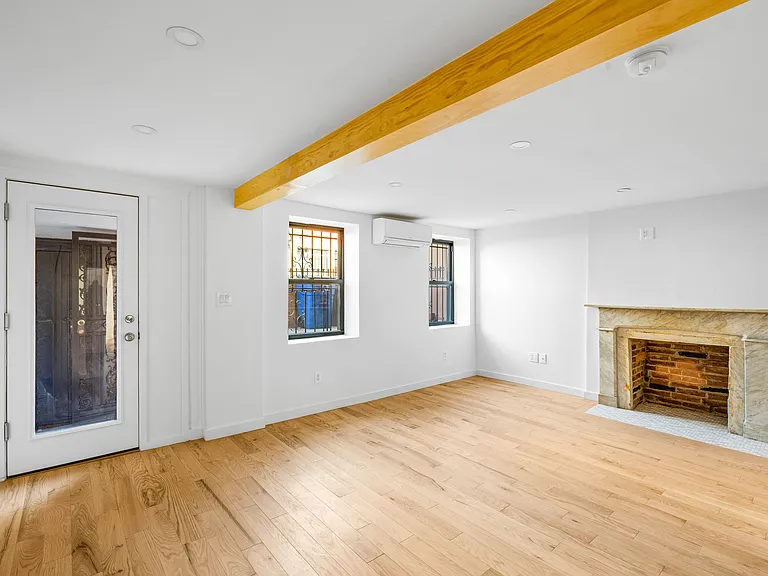 132 Carroll St #1 — Photo 7