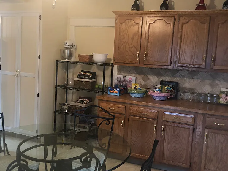 8828 Gap Newport Pike #B — Photo 4