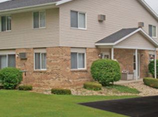 927 Klemp St APT 7, Portage, WI 53901