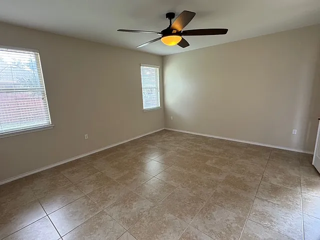9417 Sawyer Fay Ln — Photo 9