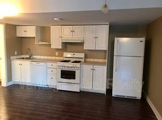 2231B Sunview Dr, West Kelowna, BC V1Z4C2
