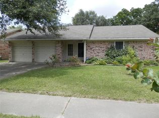 5734 Chrystell Ln, Houston, TX 77092