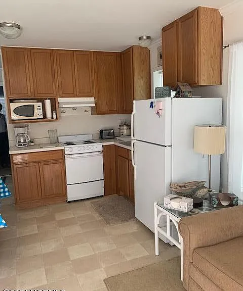 1740 White Oak River Rd — Photo 15