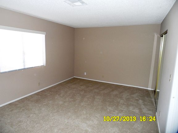 Master Bedroom 2 closets Walk in