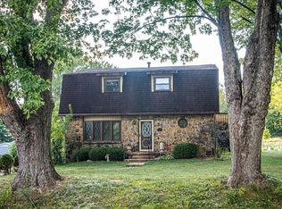 5027 N Lakeview Dr, Bloomington, IN 47404
