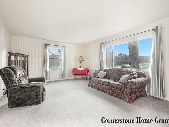 2nd image of 2942 Snow Ave SE