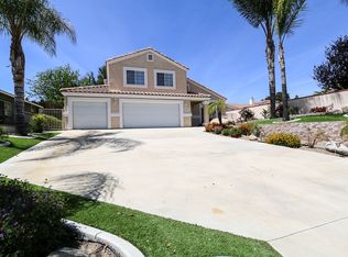 30457 Meadowlark Dr, Canyon Lake, CA 92587