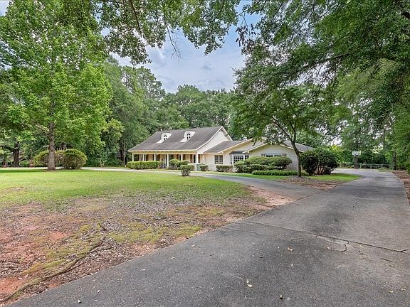 3rd image of 3507 Huntington Pl