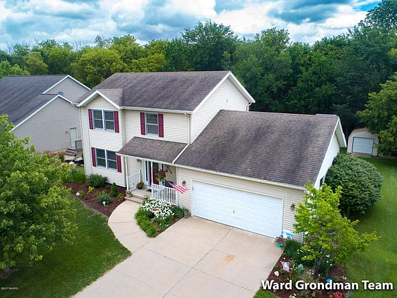 2nd image of 6770 Glen Hollow Dr SE