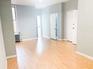 147 McGuinness Blvd #2R, Brooklyn, NY 11222