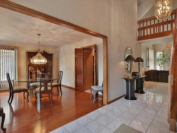 5th image of 8224 Windsong Ct