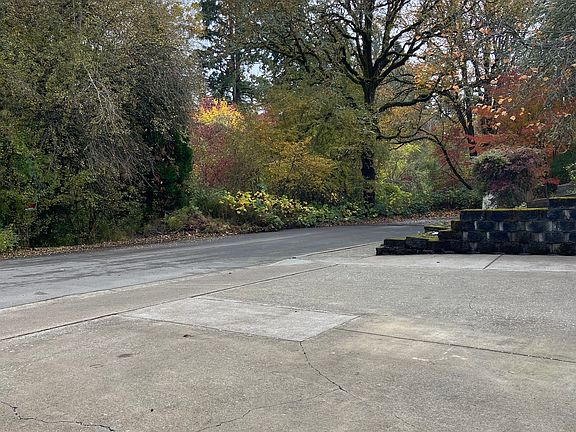3rd image of 885 NE 67th Ave