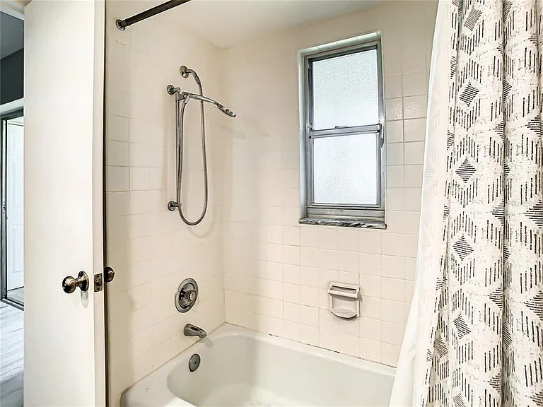 4575 Cove Cir #309 — Photo 26