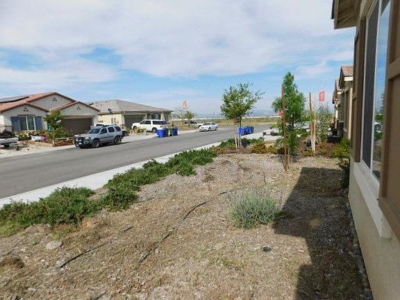4th image of 11967 Bluff Ct