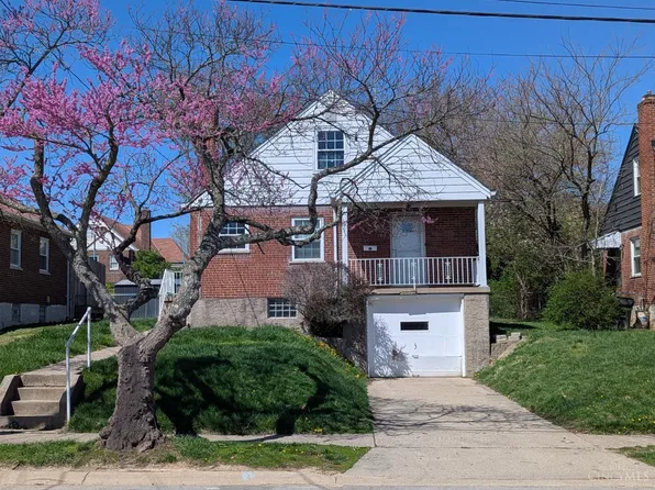 3060 N Hegry Cir, Cincinnati, OH 45238