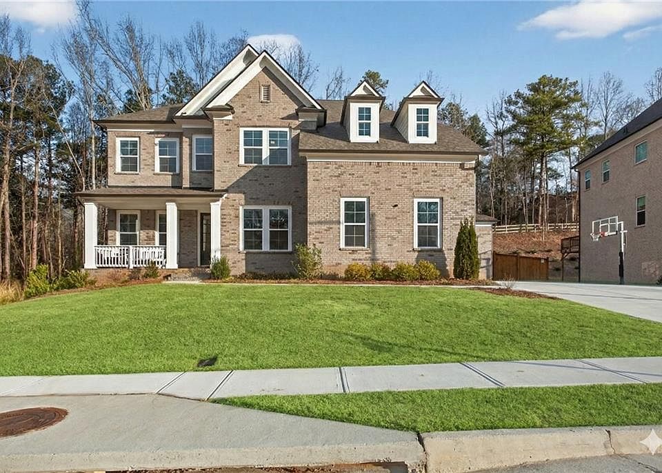 1st image of 3745 Heddington Ln NE