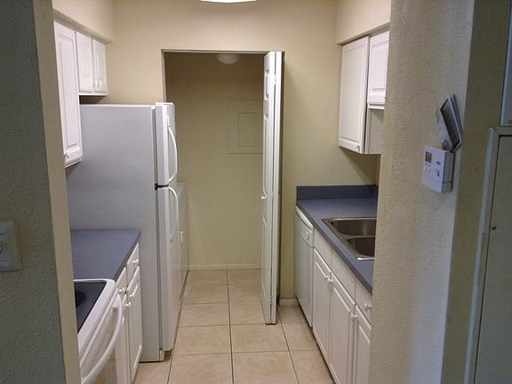 4th image of 3764 Idlebrook 104 Cir