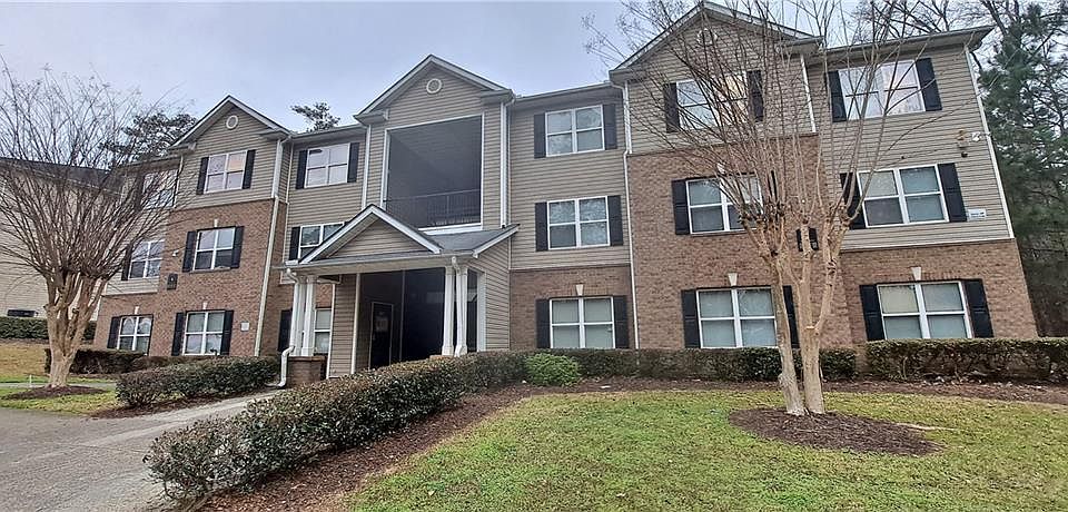 1st image of 8304 Fairington Ridge Cir