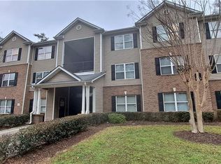 8304 Fairington Ridge Cir, Lithonia, GA 30038