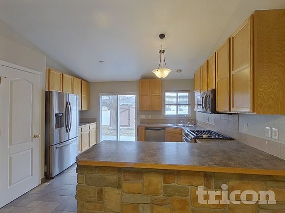 4th image of 3207 Barbera St